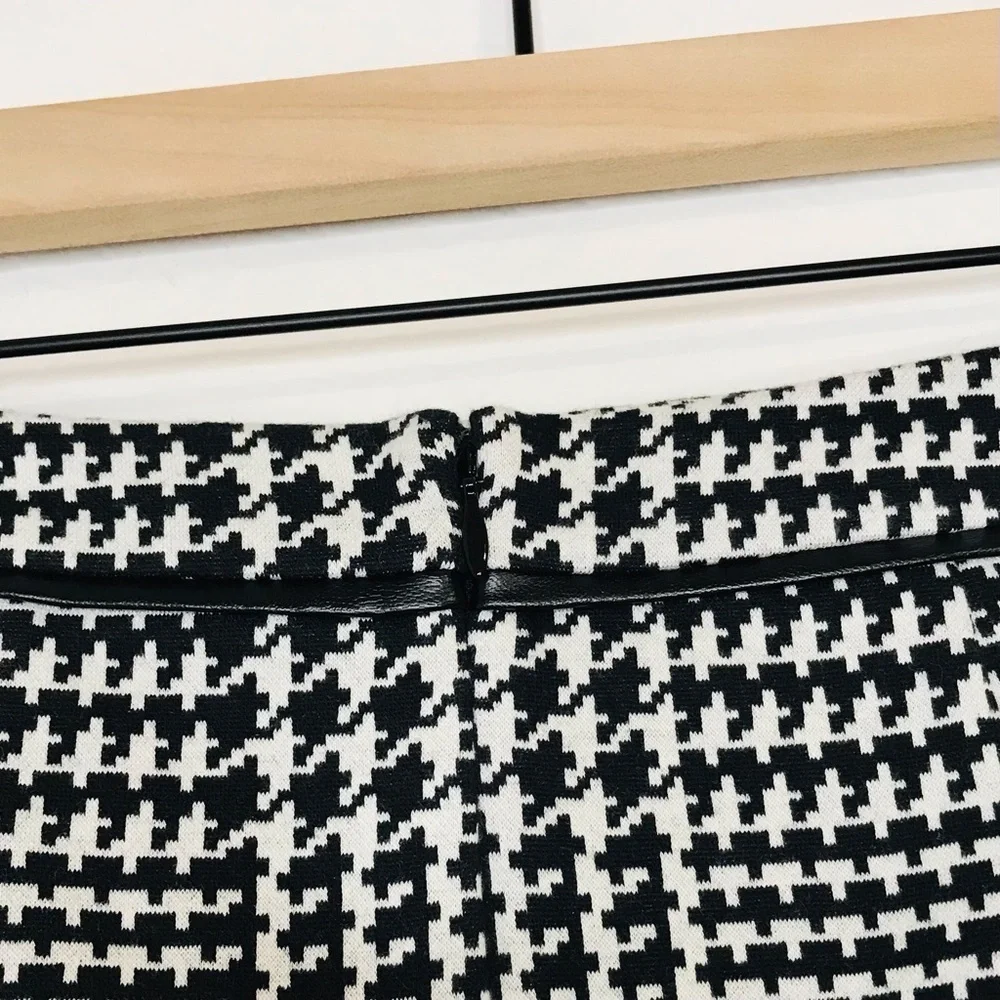Talbots jacquard houndstooth